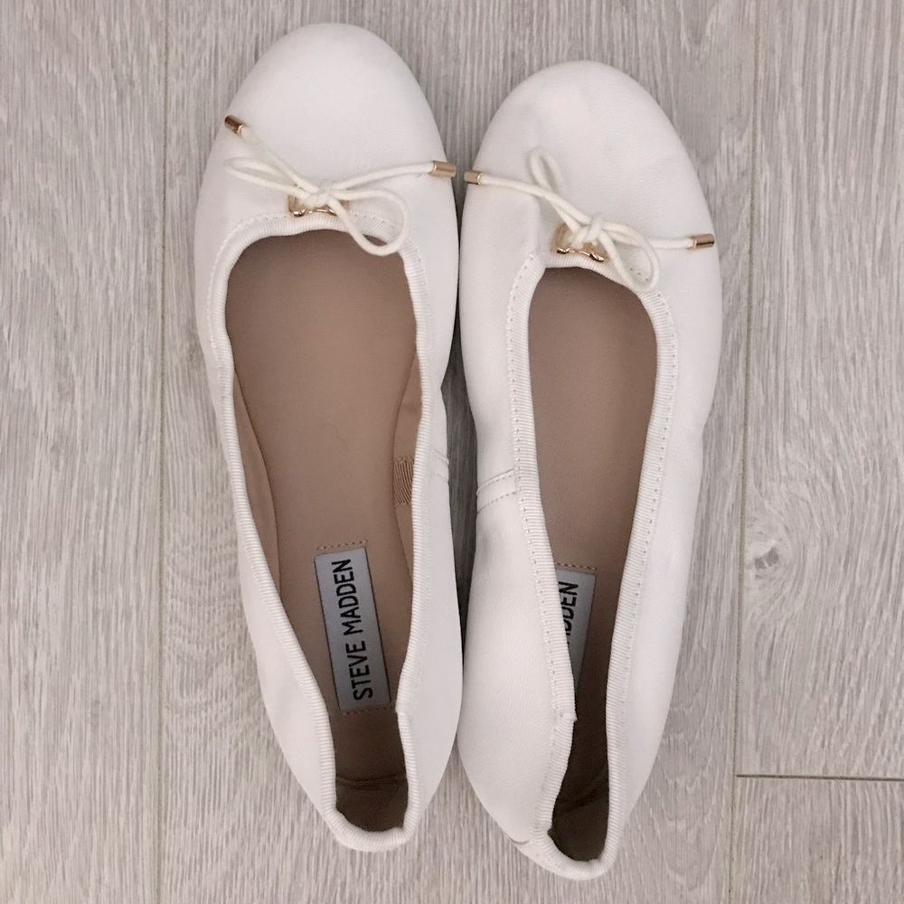 Steve Madden Blossoms Leather Ballet Flats